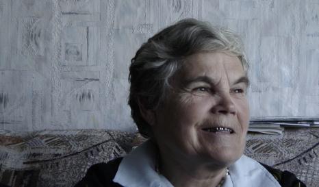 Pashshalar bufetda ovora